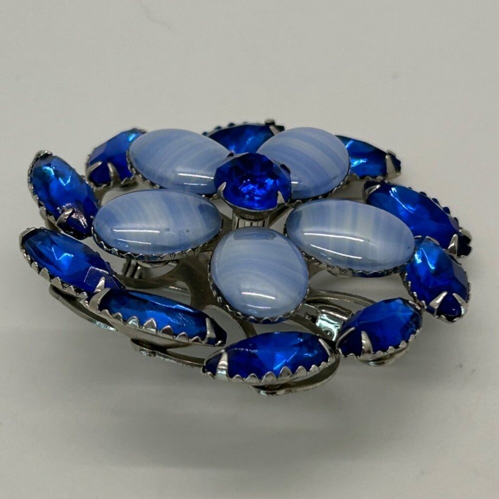 Vintage Blue Cabochon Brooch Rhinestone Floral Acrylic Plastics1940s-1950s Rivet - Picture 11 of 15